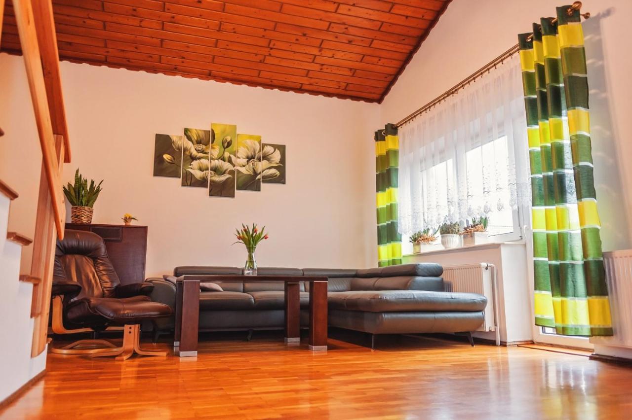 Za Gorami, Za Lasami Mysłakowice Esterno foto